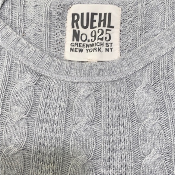 Ruehl No. 925 Cable Sweater Size L - Picture 2 of 5